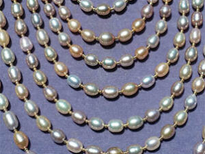 luminescent pearls